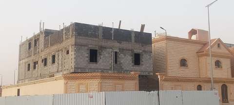 مرحلة البناء بالبلوك لفيلا في الرياض